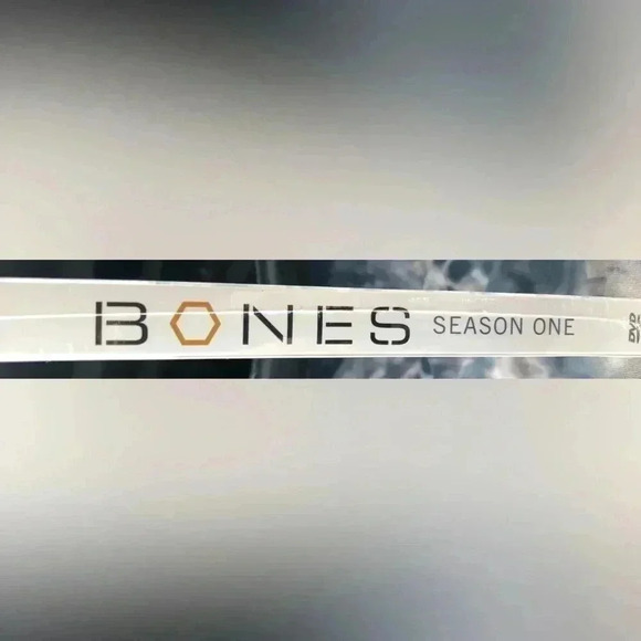 Bones Season 1 DVD Set Brand new factory sealed. - Picture 2 of 5